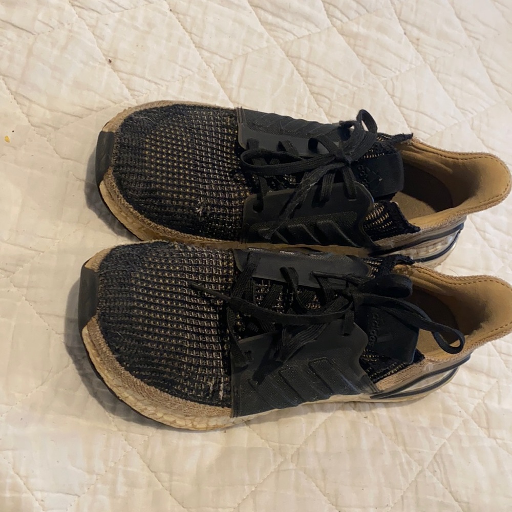 Adidas Ultraboost mens 7 sneakers